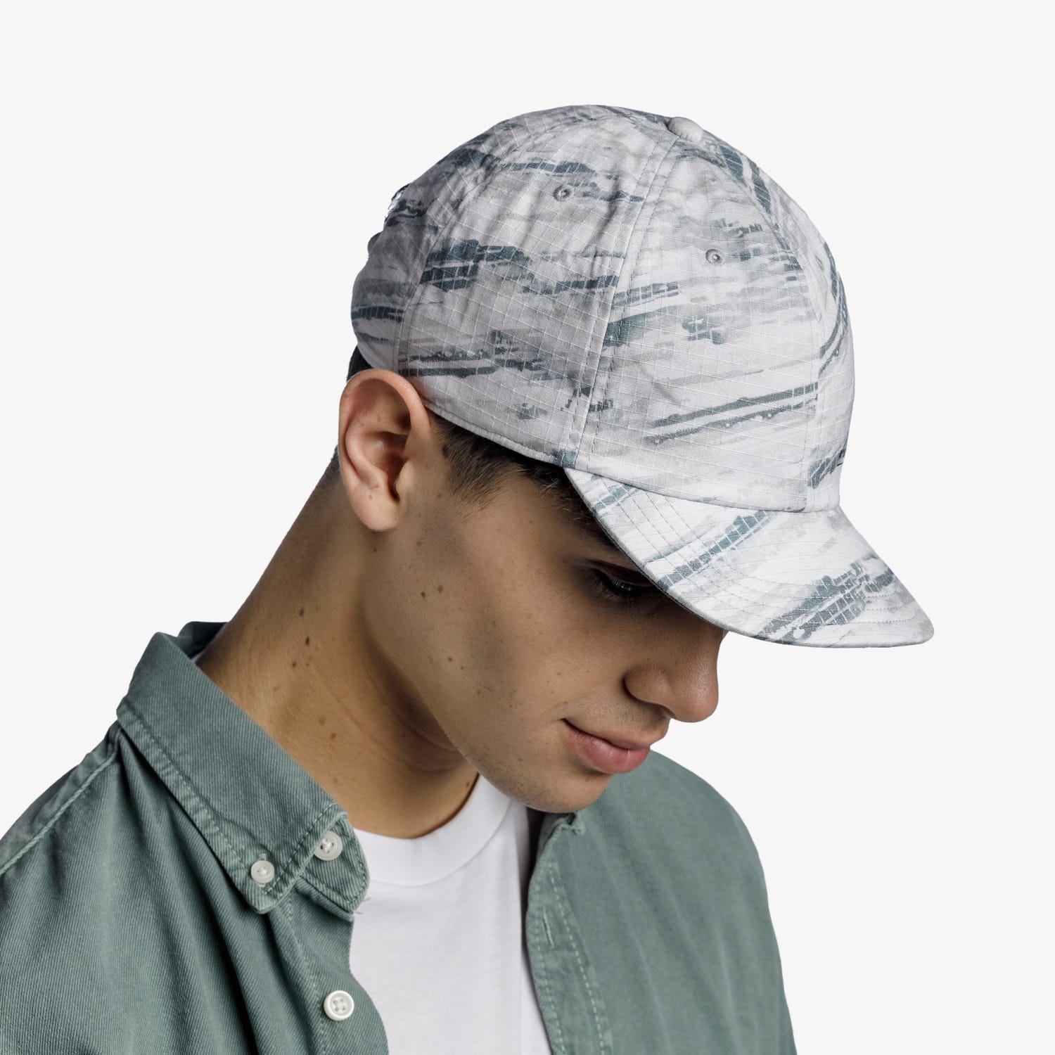 Light 2025 grey cap